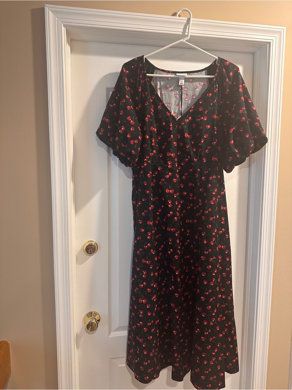 Ava & Viv Black Maxi Dress with Red cherry Print size XXL - Picture 6 of 8